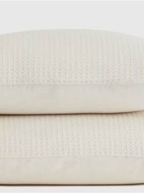 Quince Organic Luxe King Size Honeycomb Cream Waffle Knit Pillow Shams x2